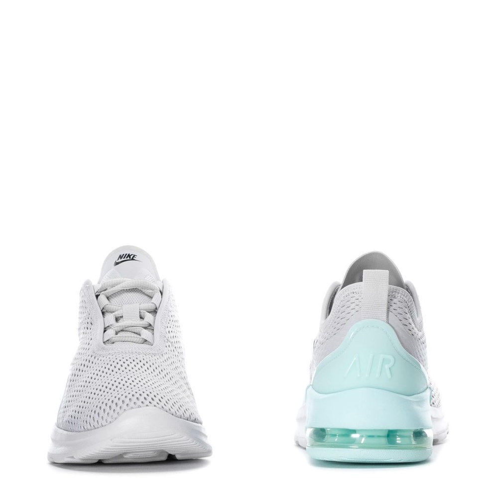 Nike Sneakers - Picture 2 of 7